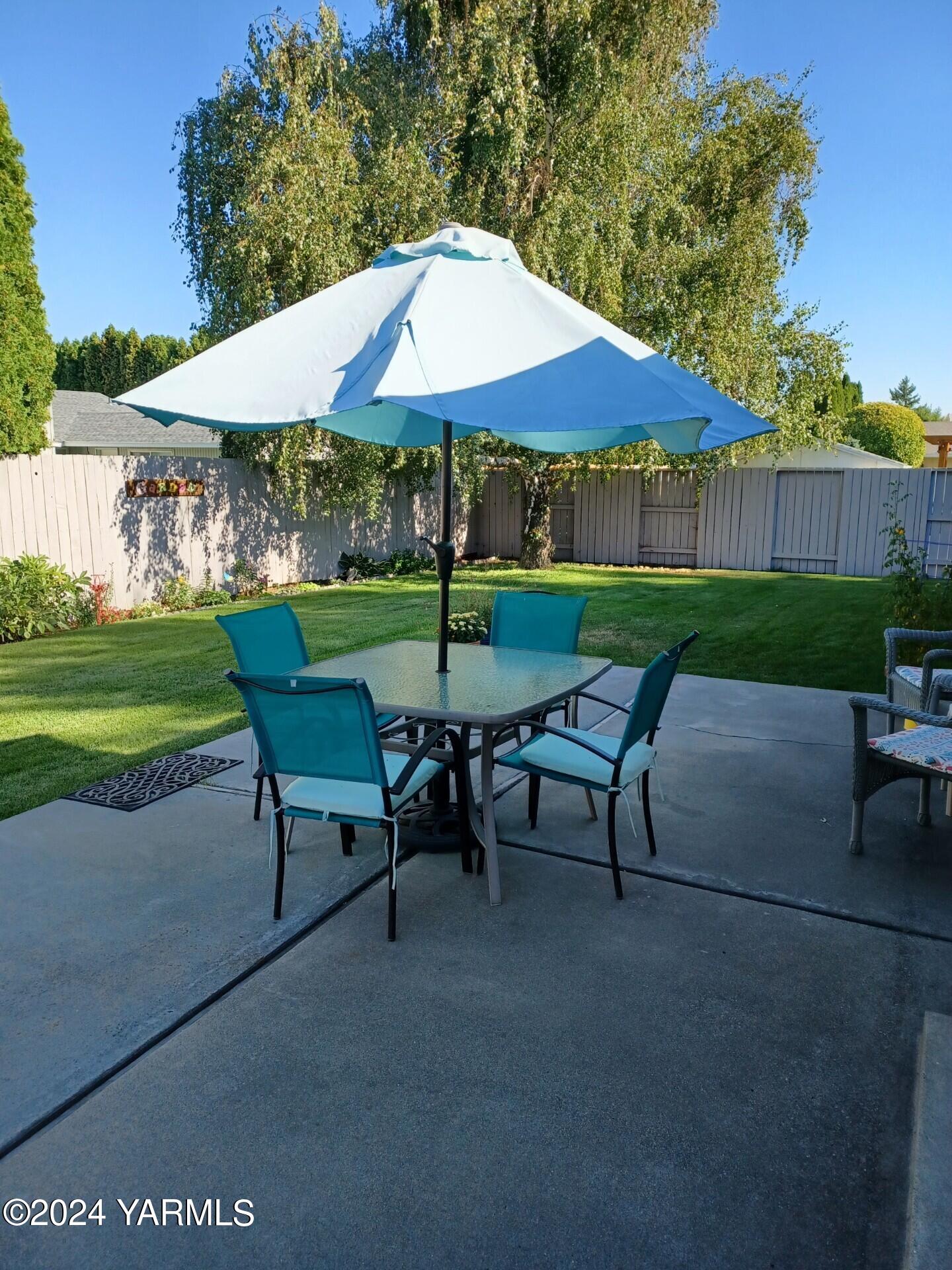 701 S 54th Ave
