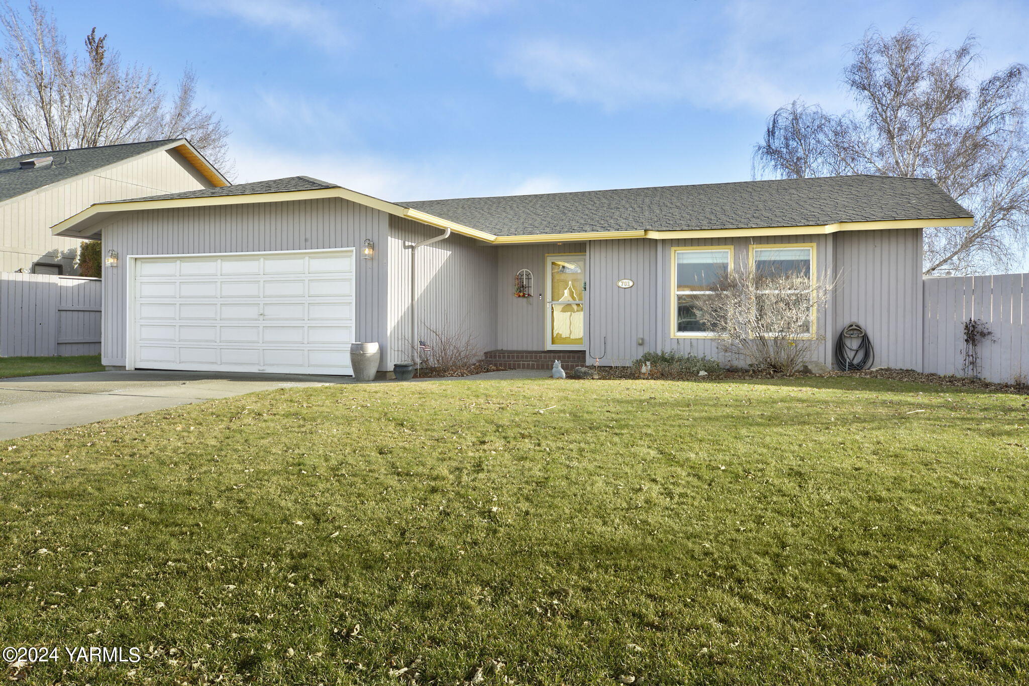 701 S 54th Ave