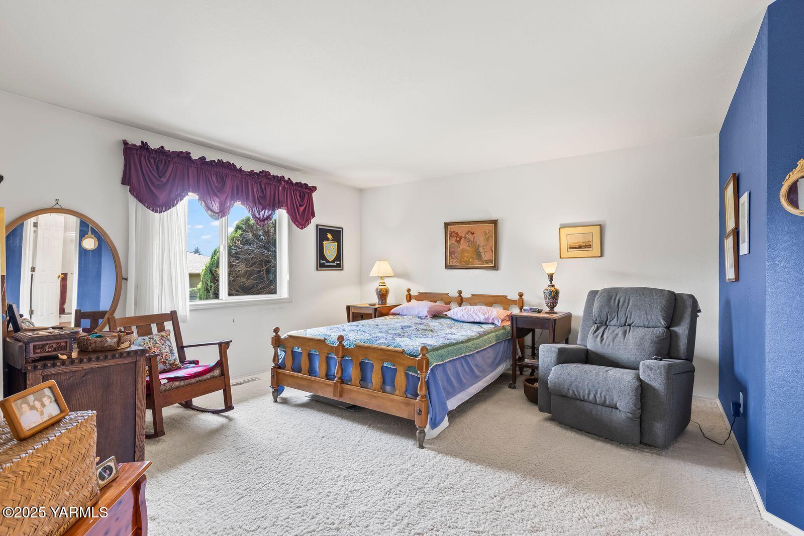 101 N 48th Ave Unit: 6B