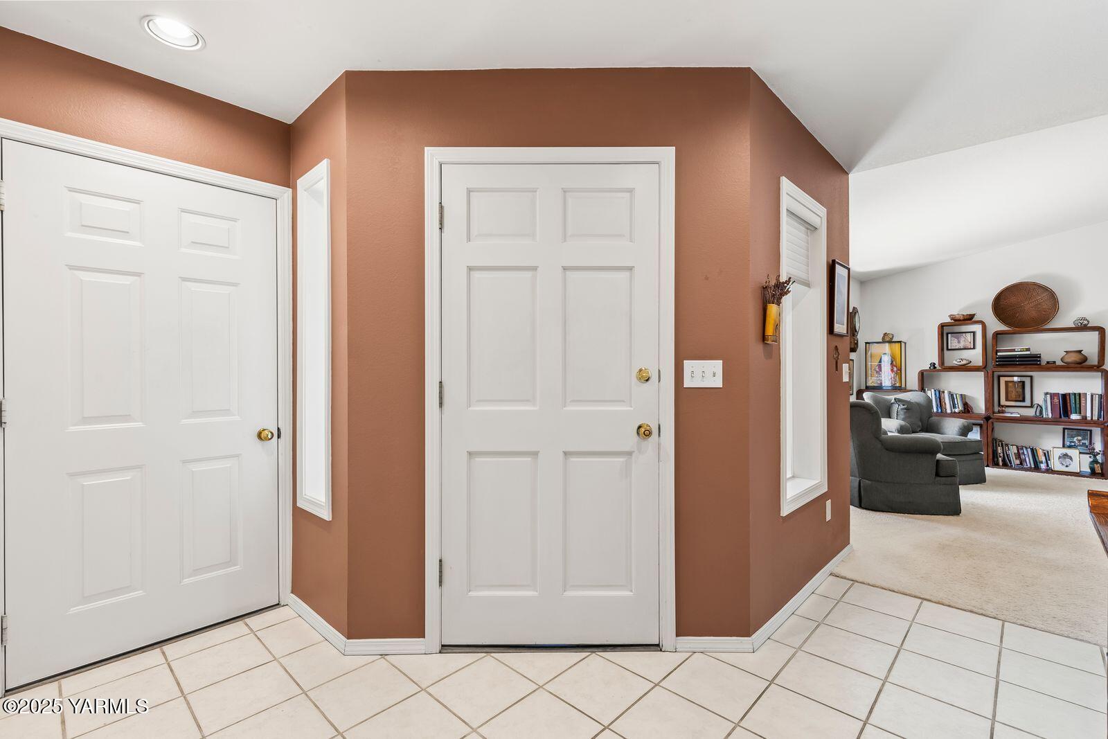 101 N 48th Ave Unit: 6B