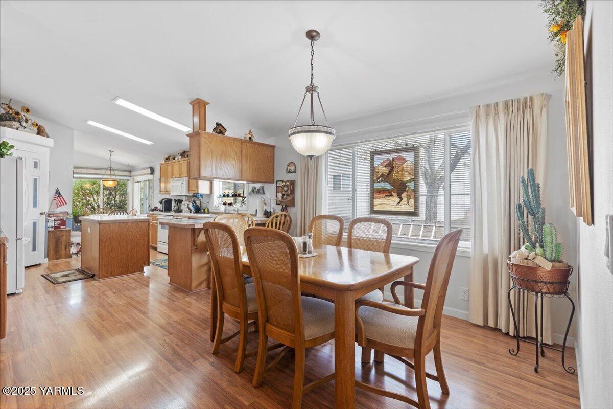 707 Moody Rd