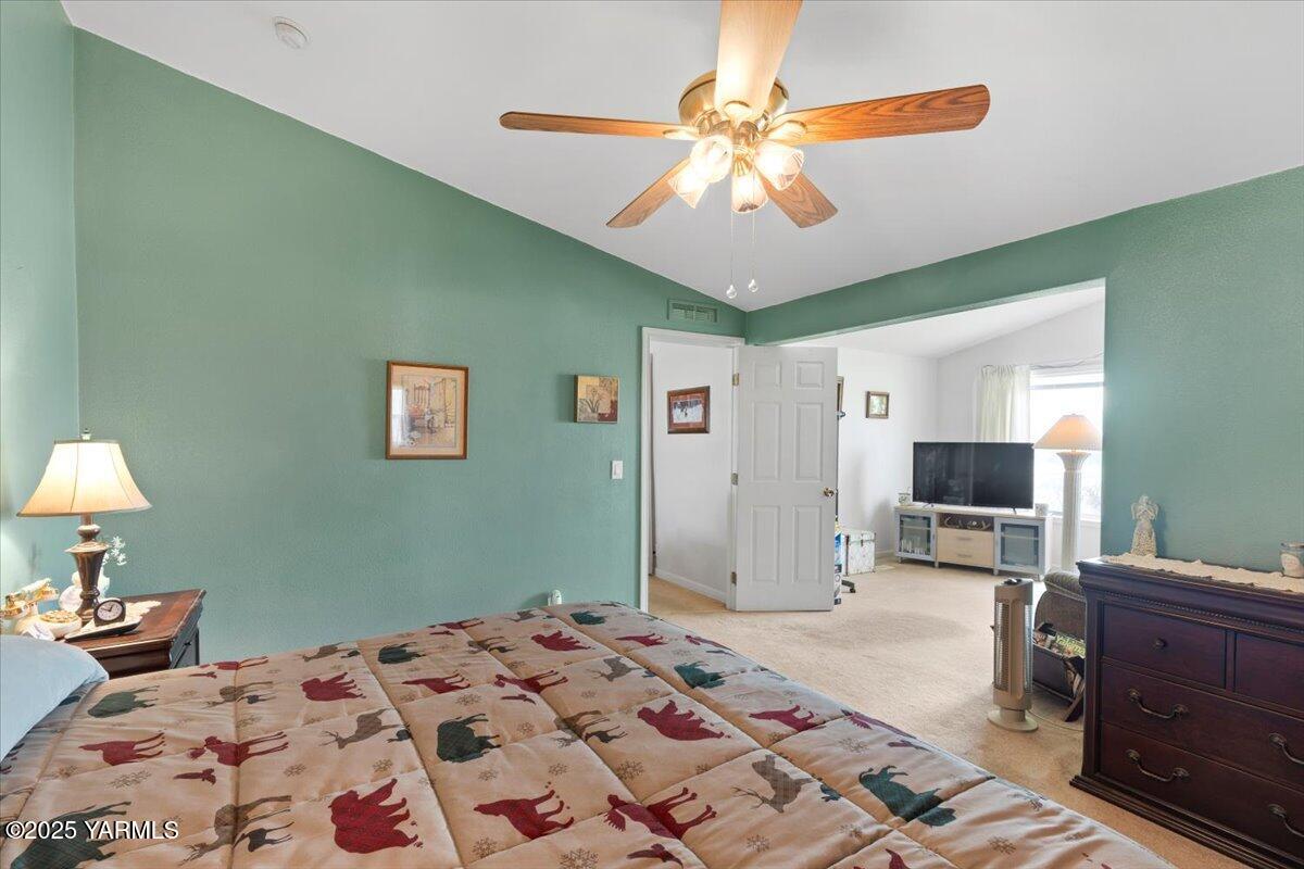 707 Moody Rd