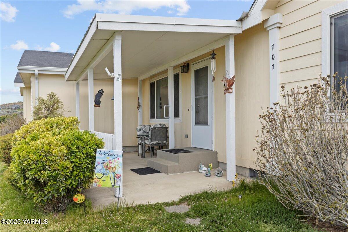 707 Moody Rd