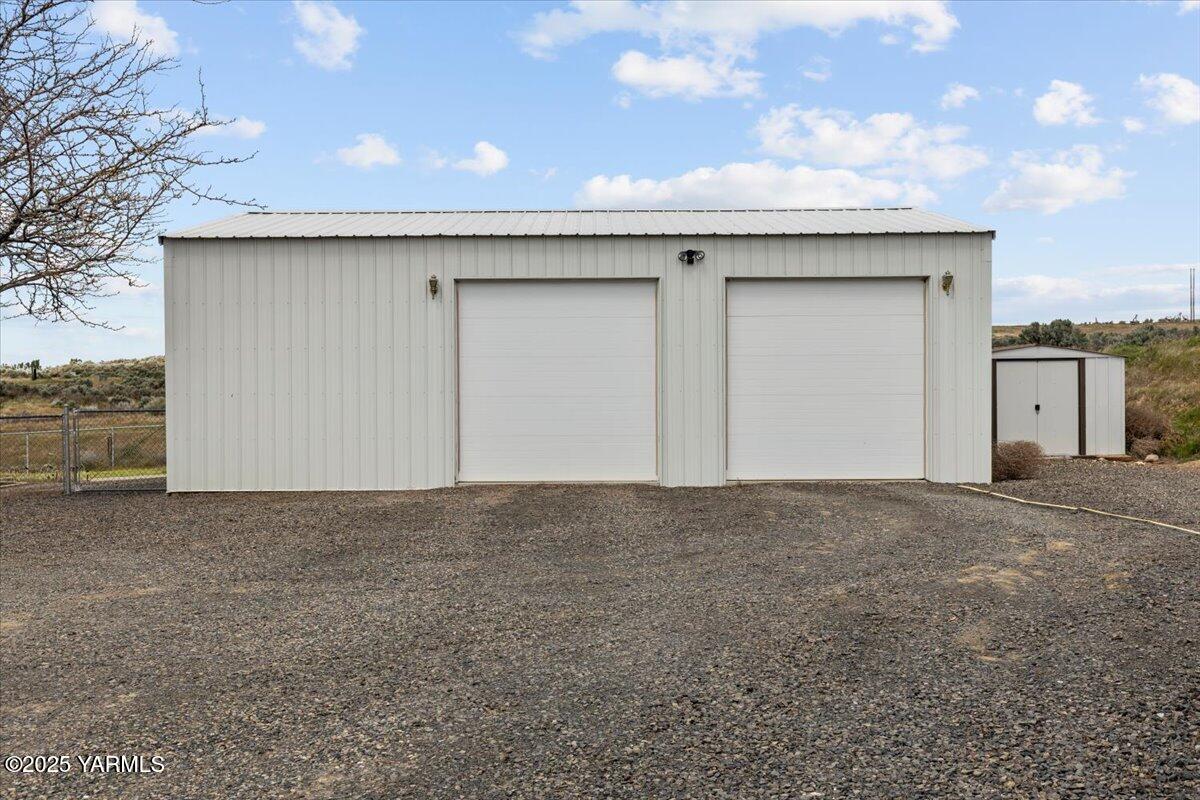 707 Moody Rd