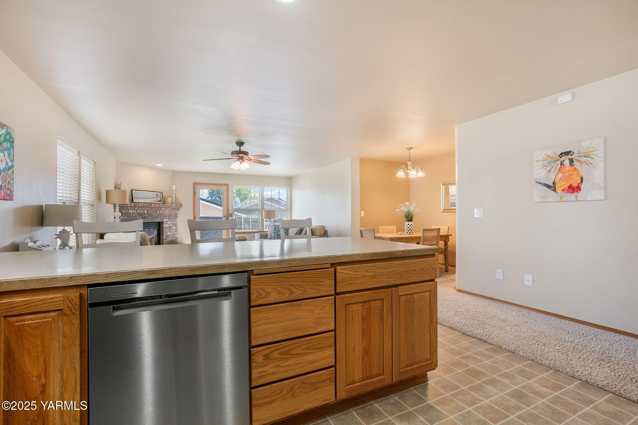 19 N 86th Ave
