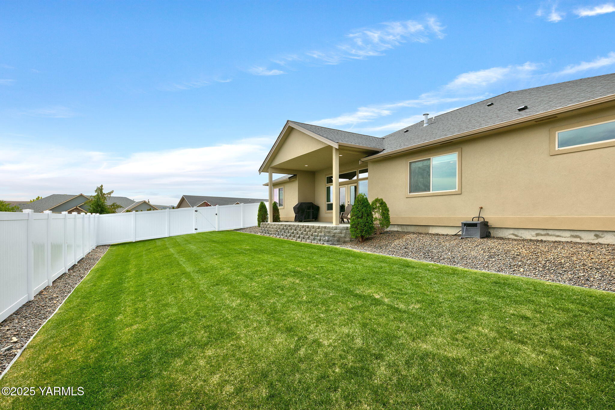 1206 Mayer Ct