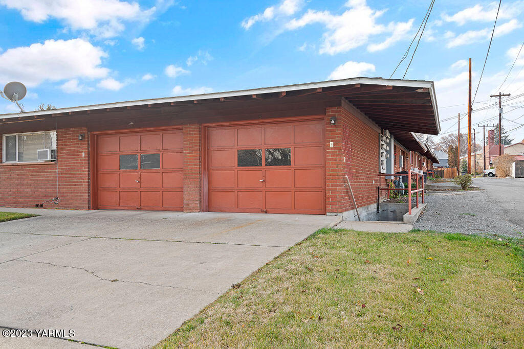 1501 W Chestnut Ave Unit: 5