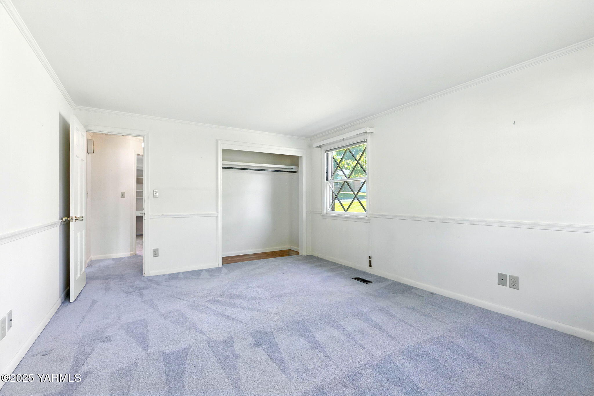 3803 Eastview Dr