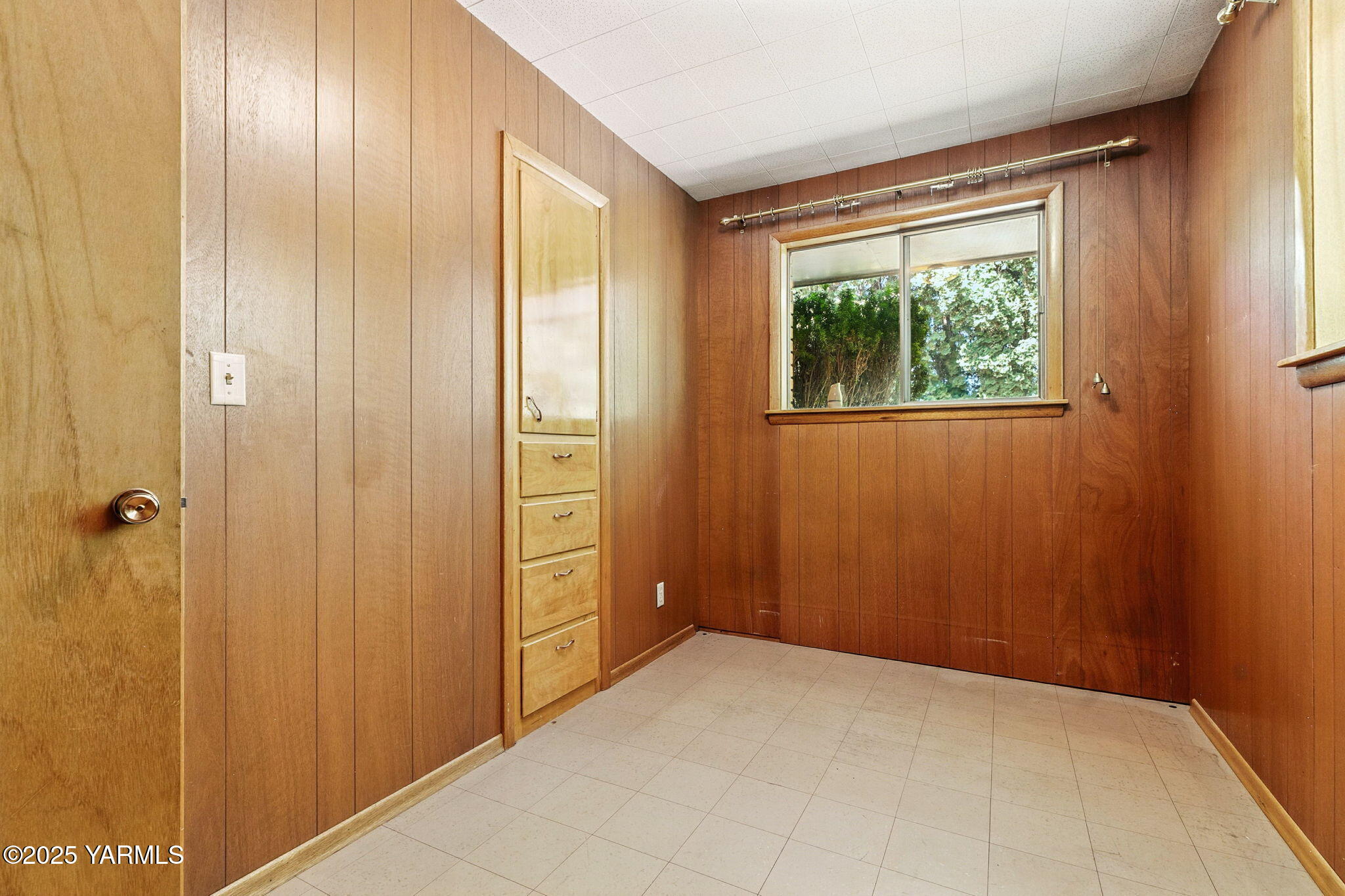 124 Warren Acres Dr