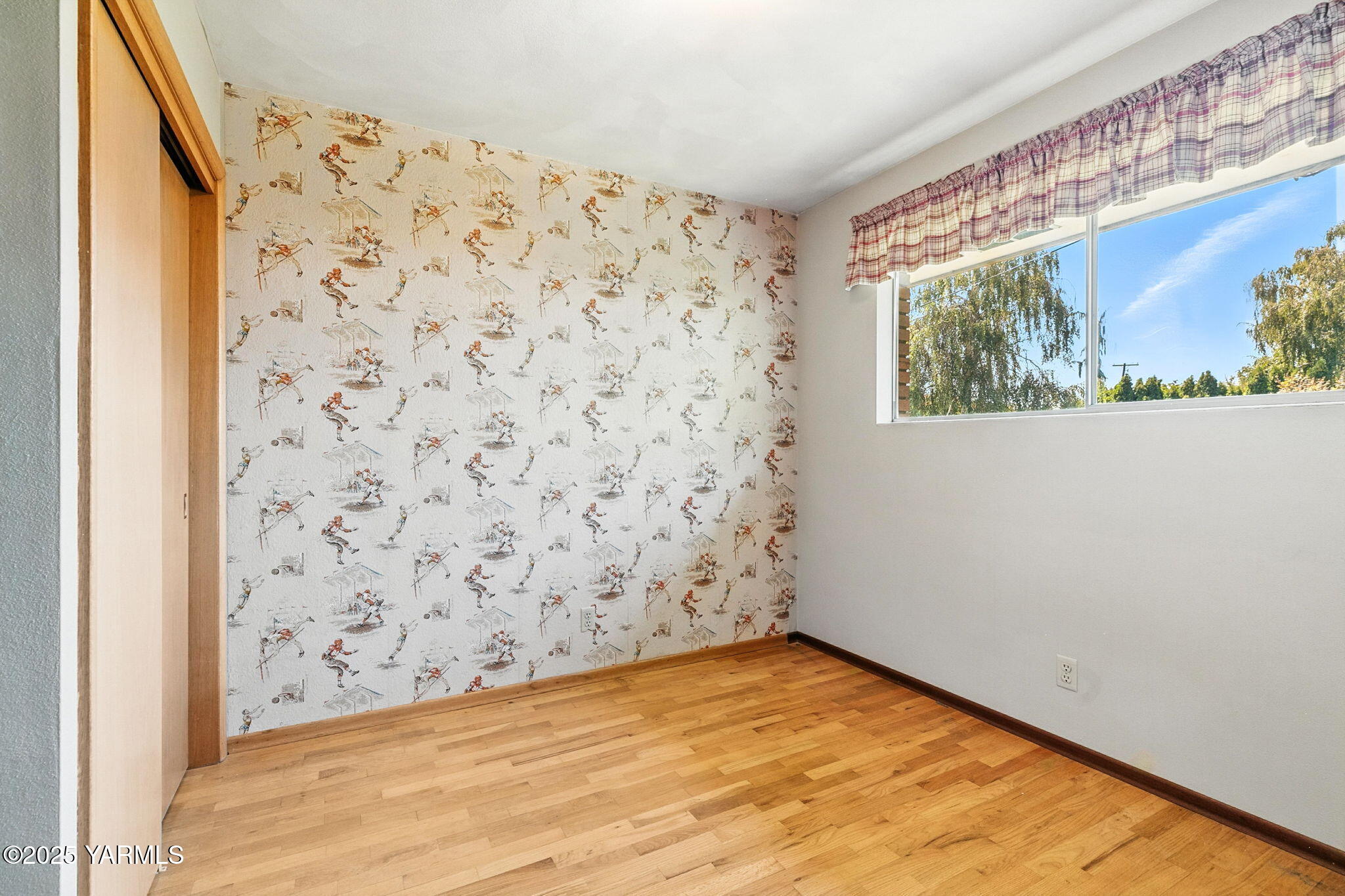 124 Warren Acres Dr