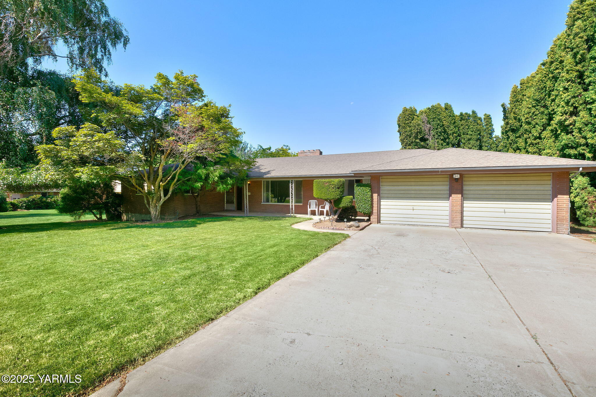 124 Warren Acres Dr