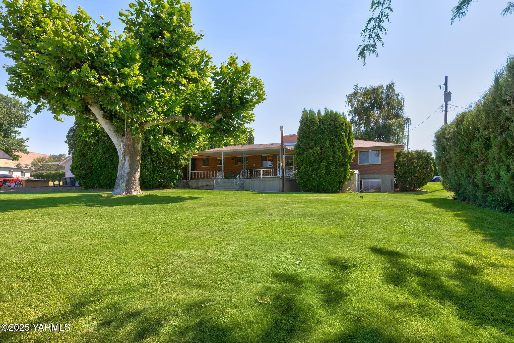 124 Warren Acres Dr
