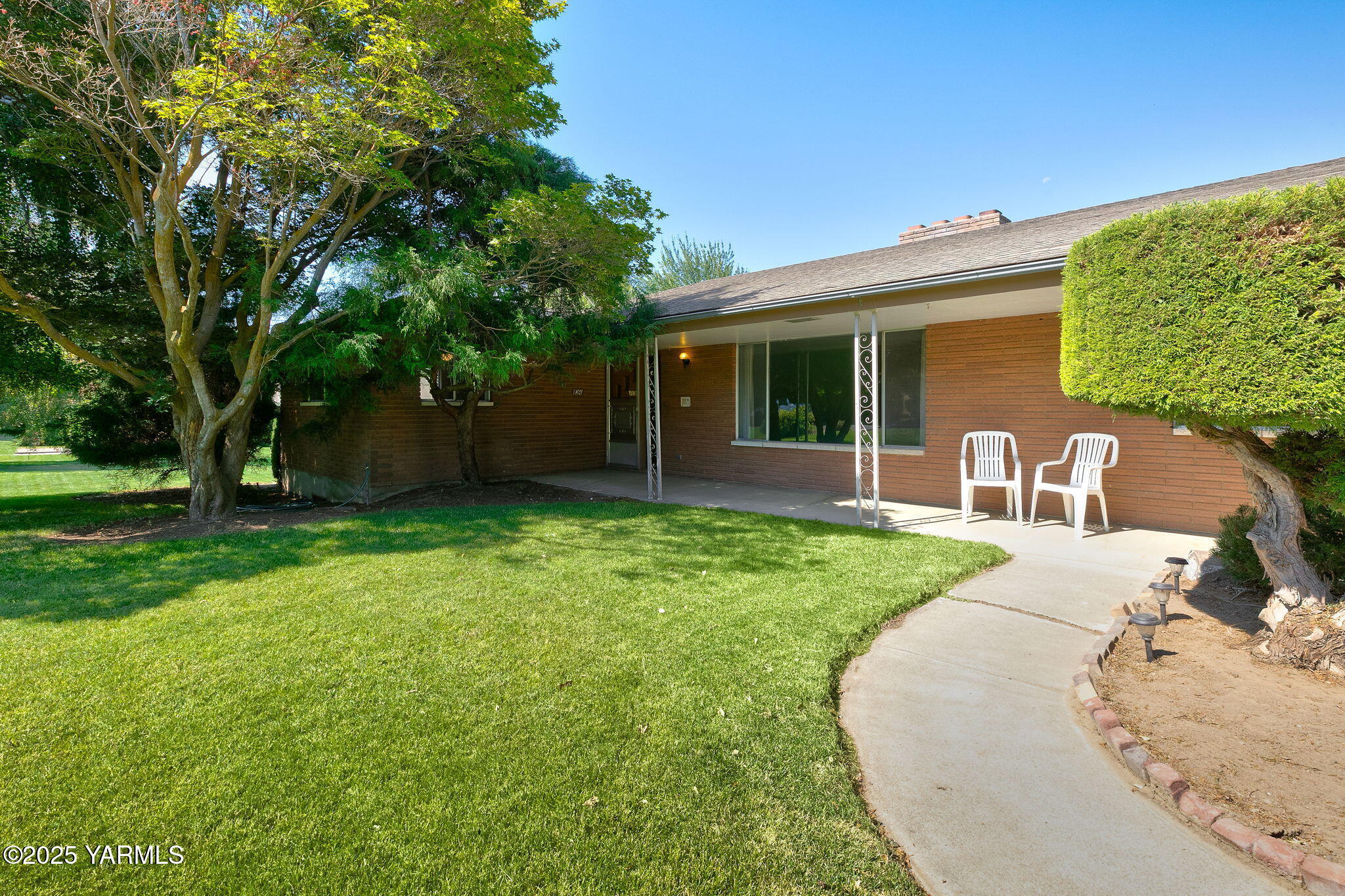 124 Warren Acres Dr