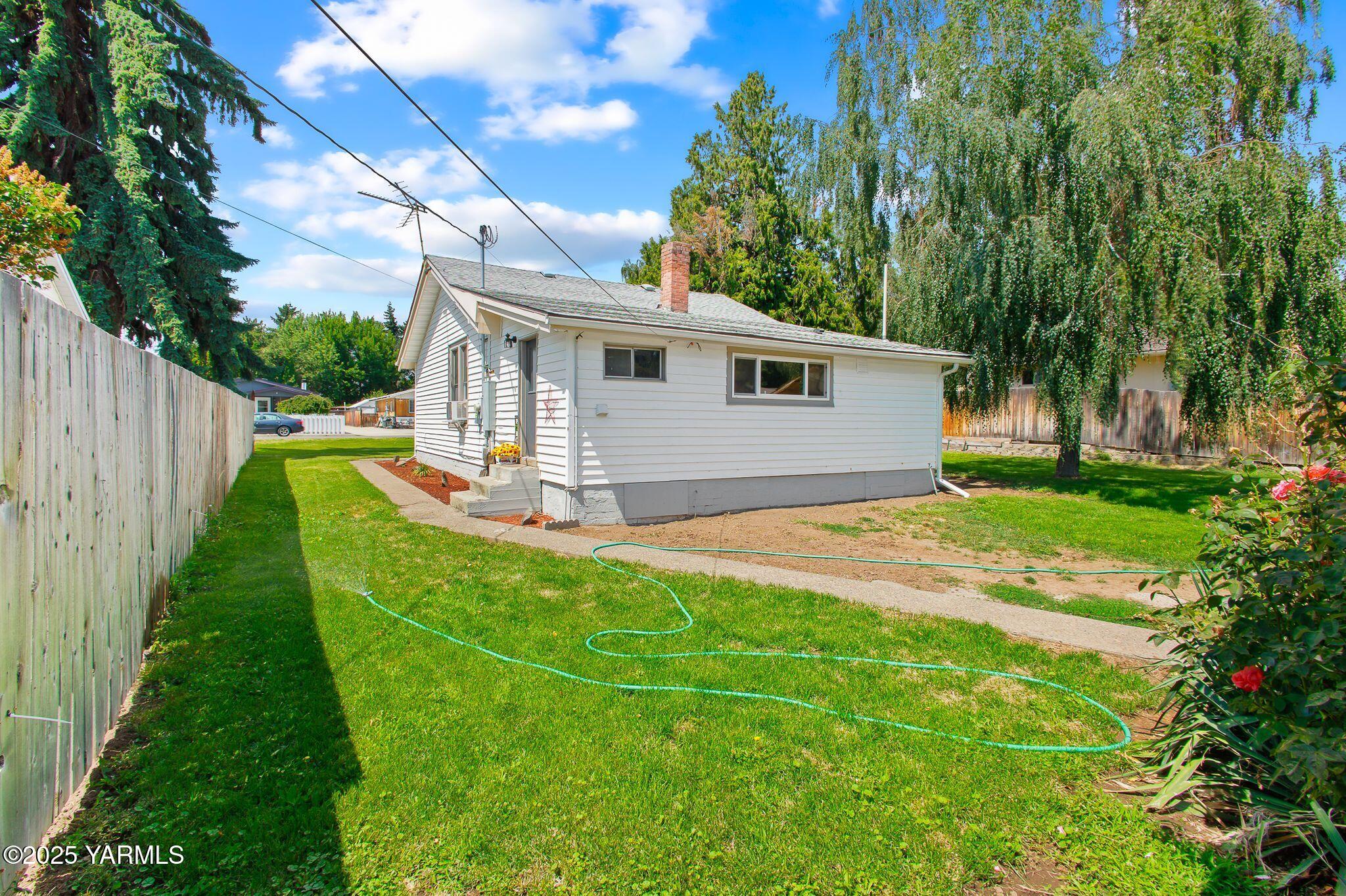 315 Penney Ave