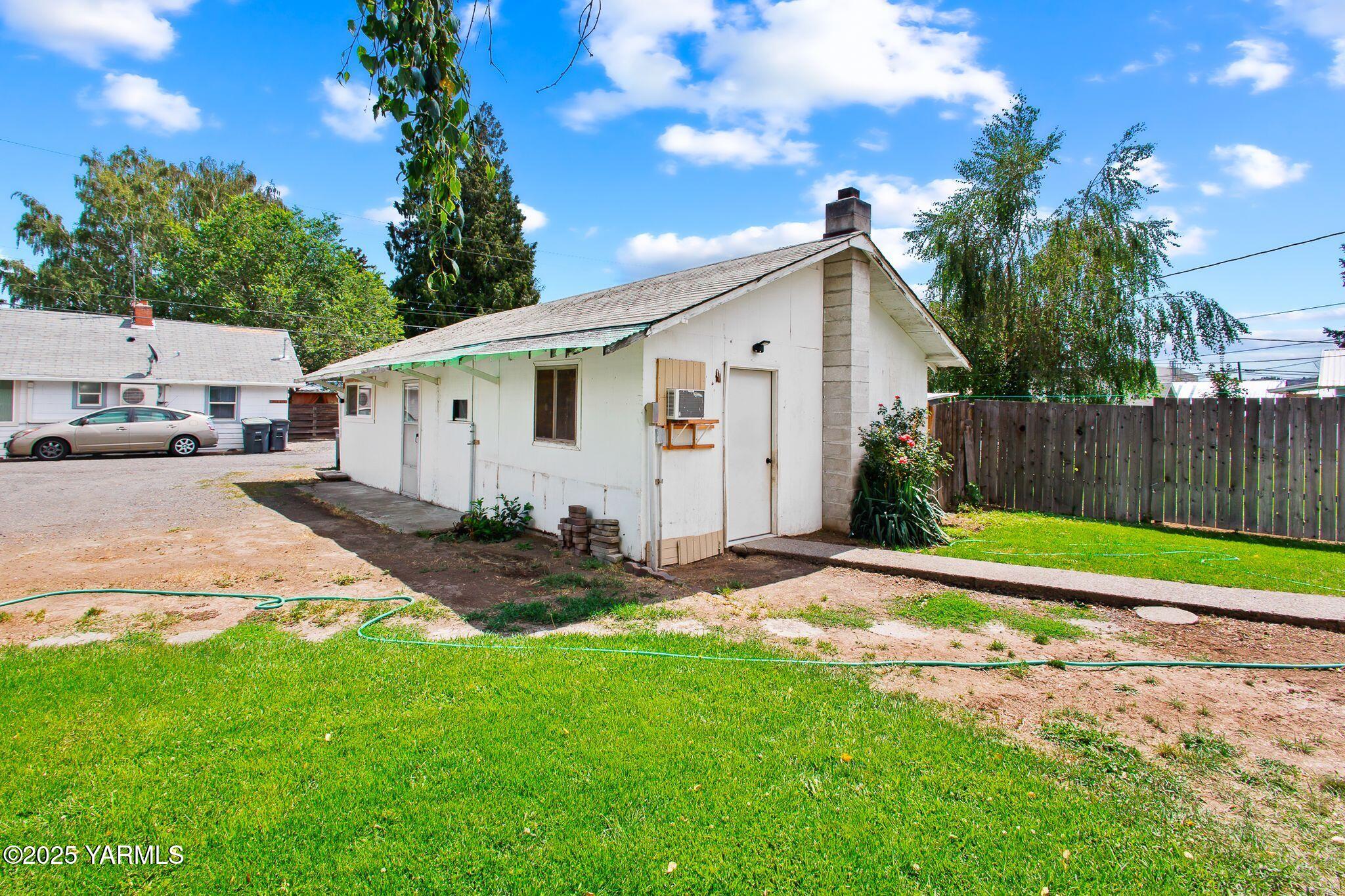315 Penney Ave