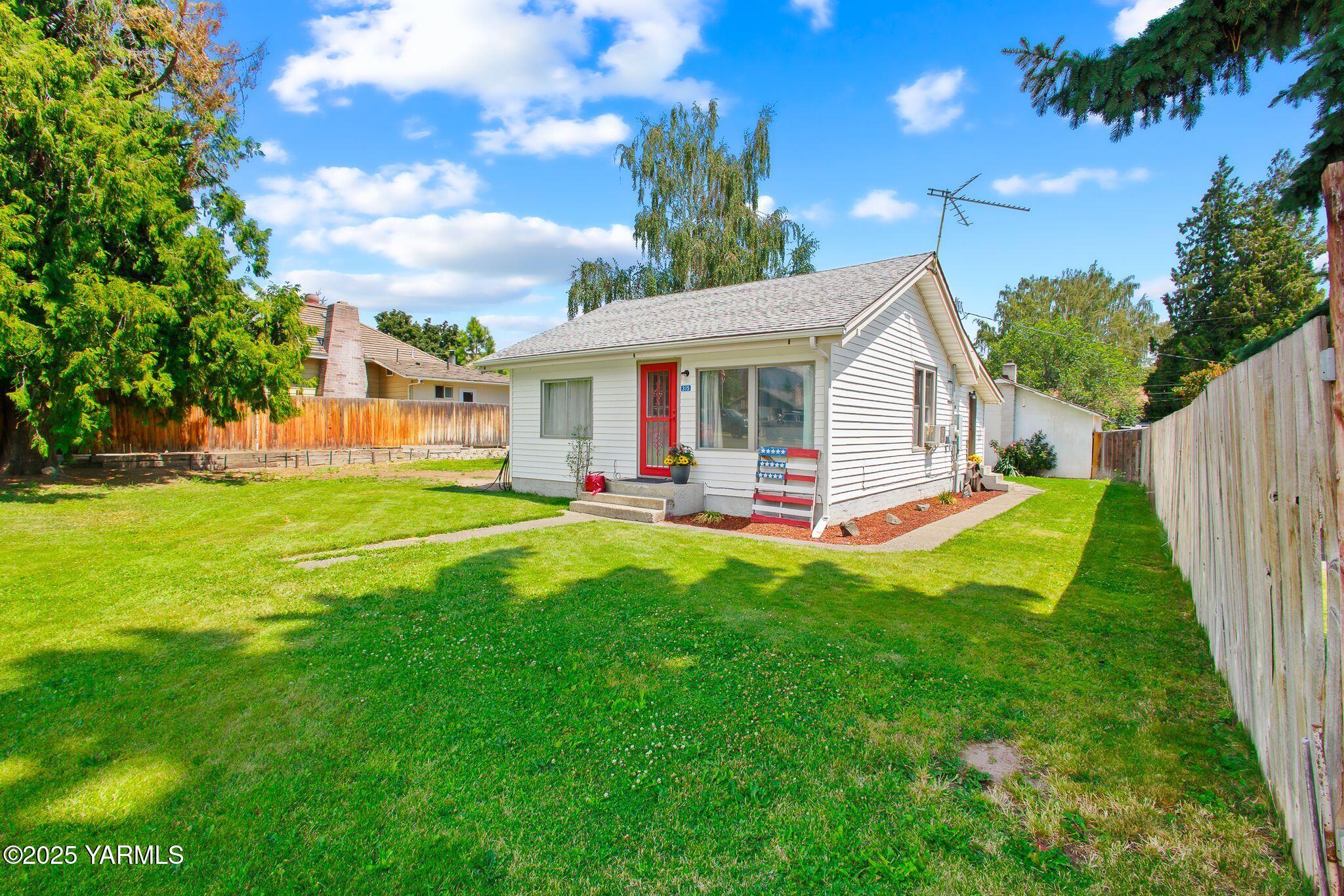 315 Penney Ave