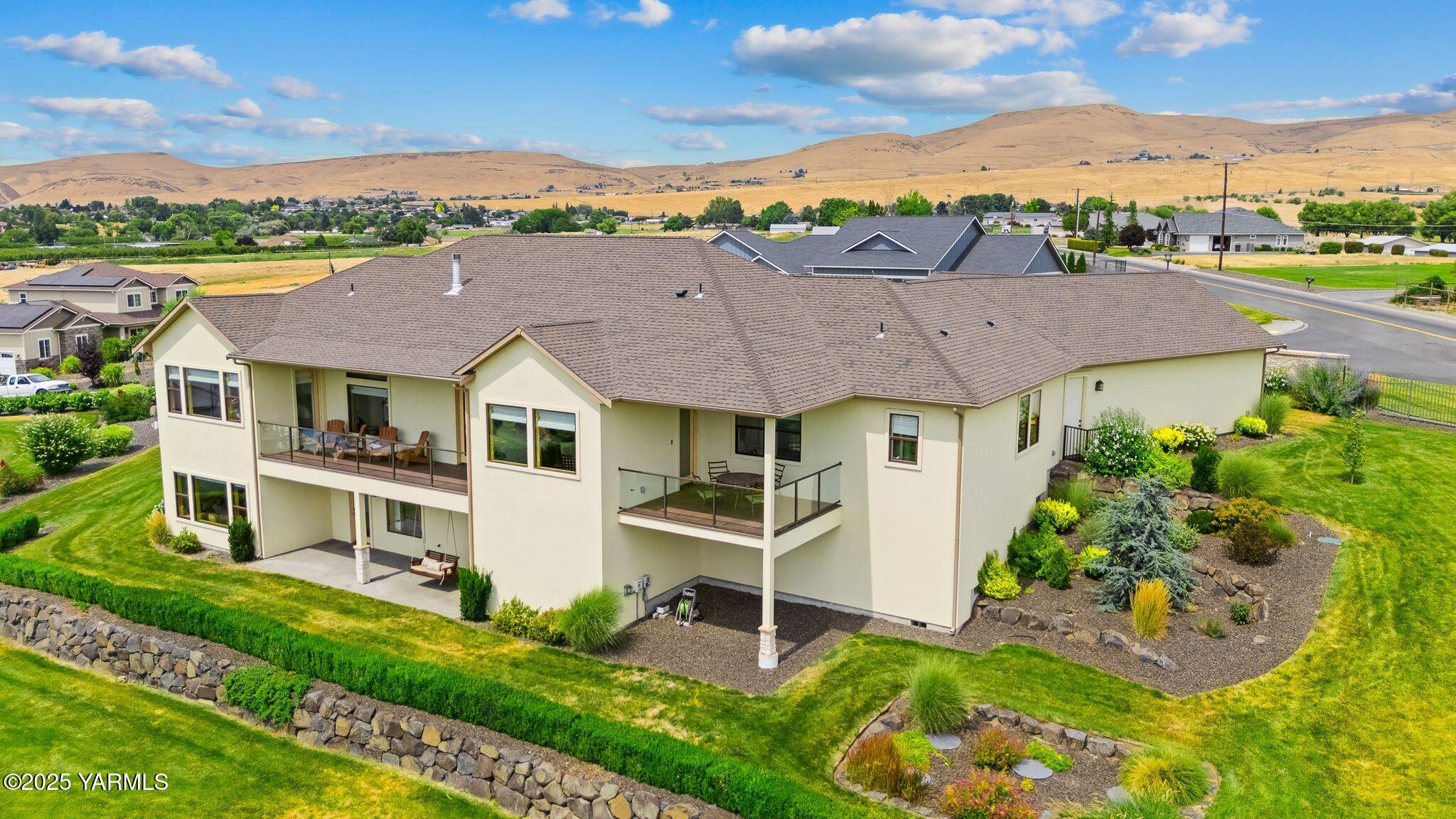 6300 Horizon View Ln