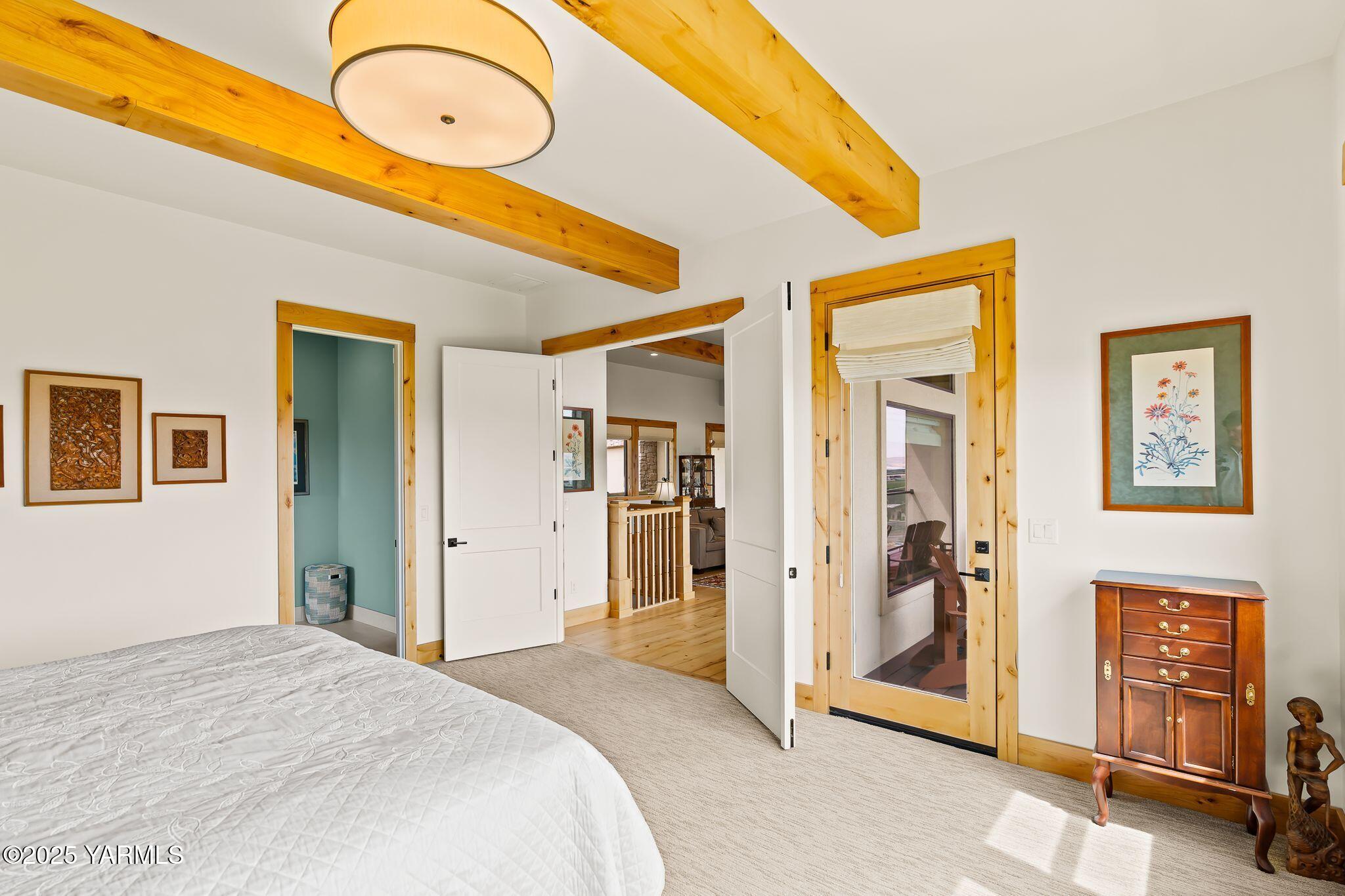 6300 Horizon View Ln