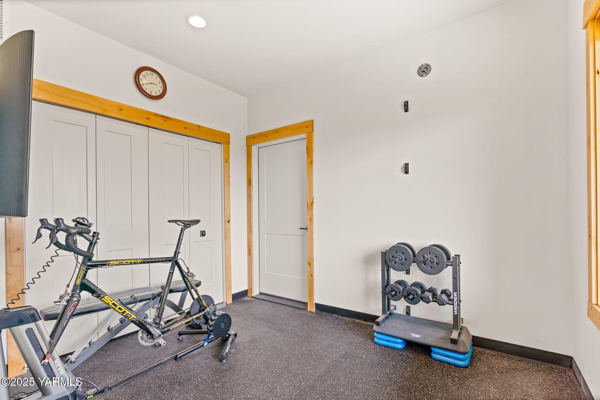 6300 Horizon View Ln