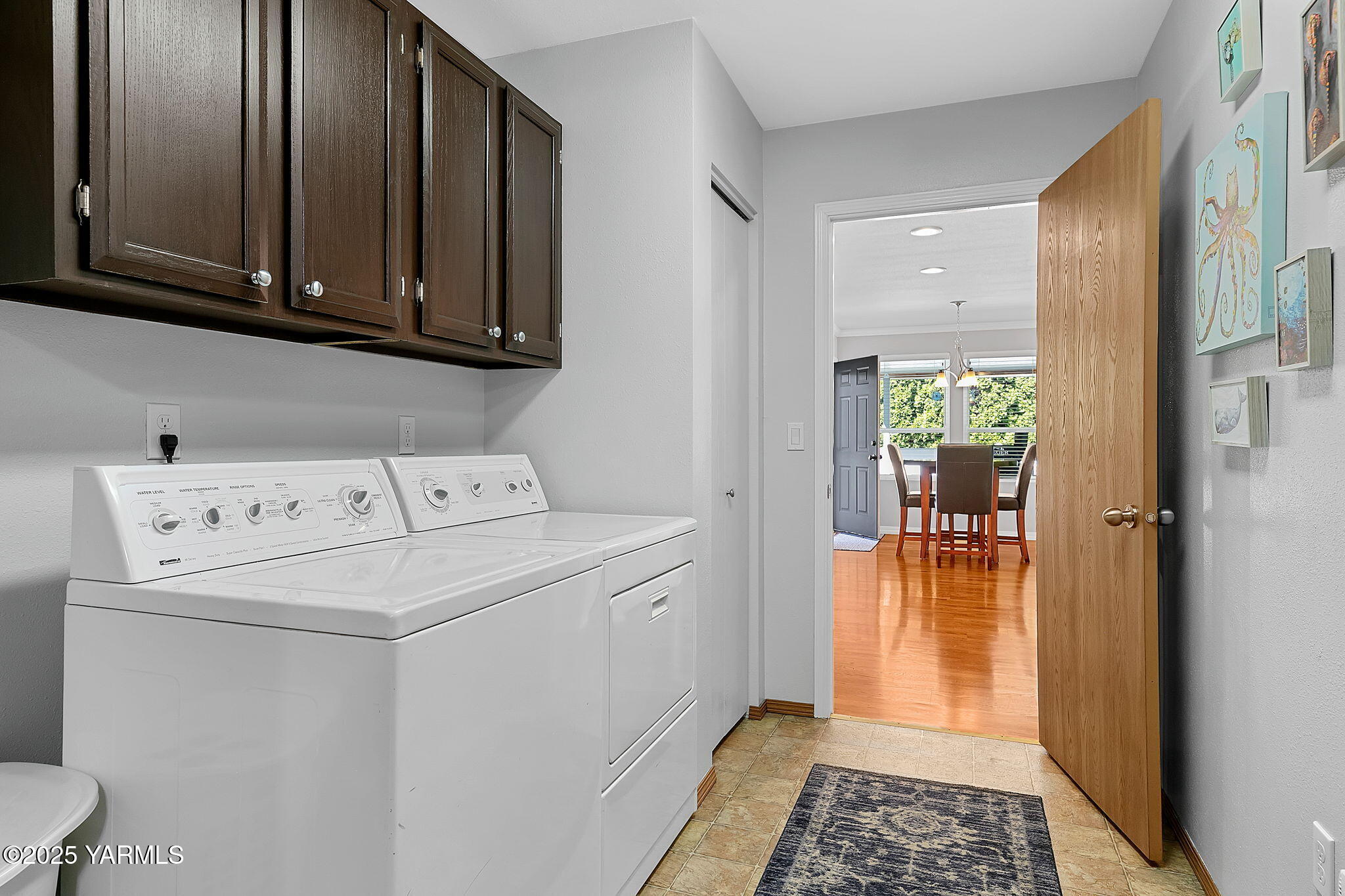 3604 Hillcrest Ct
