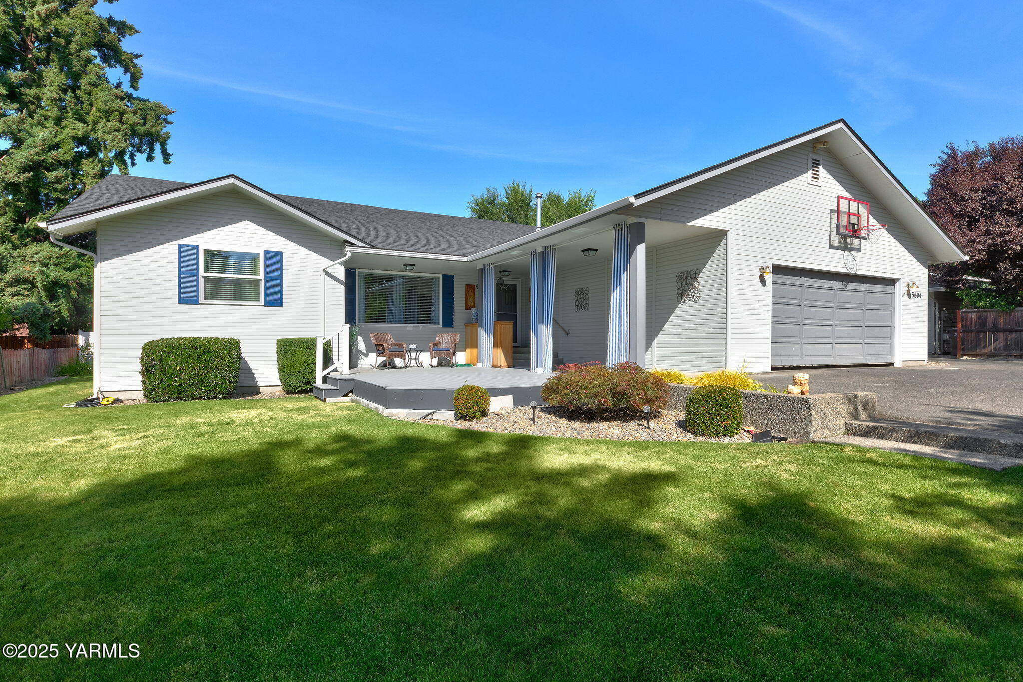 3604 Hillcrest Ct