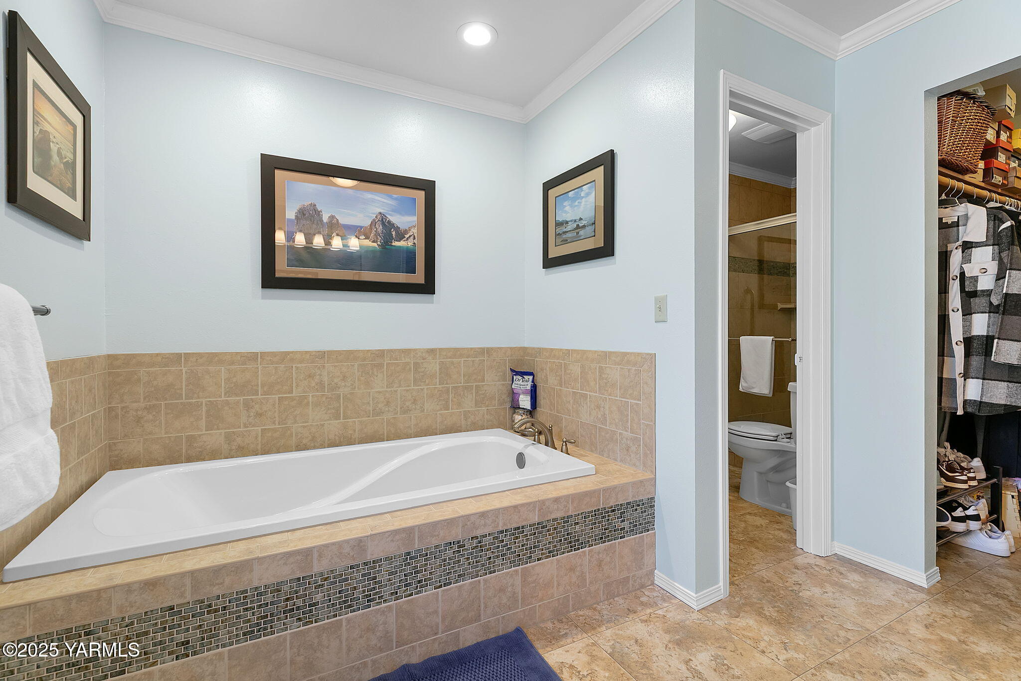 3604 Hillcrest Ct