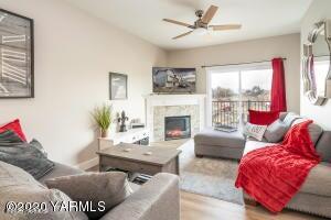 2600 Racquet Ln Unit: 26