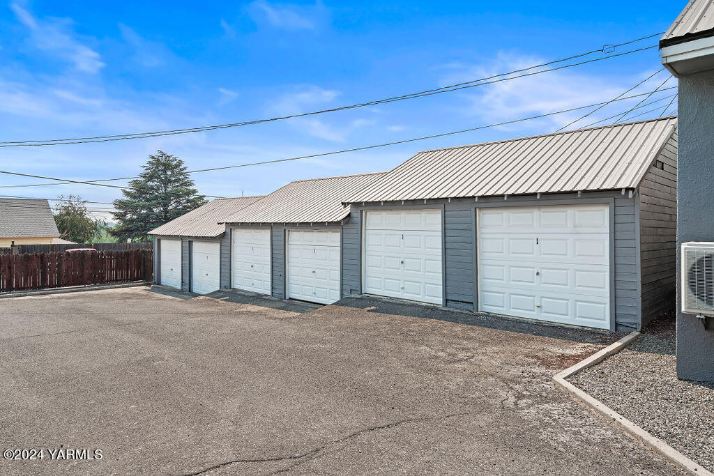 506 & 508 2nd Ave