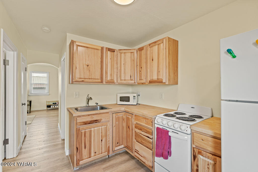 506 & 508 2nd Ave