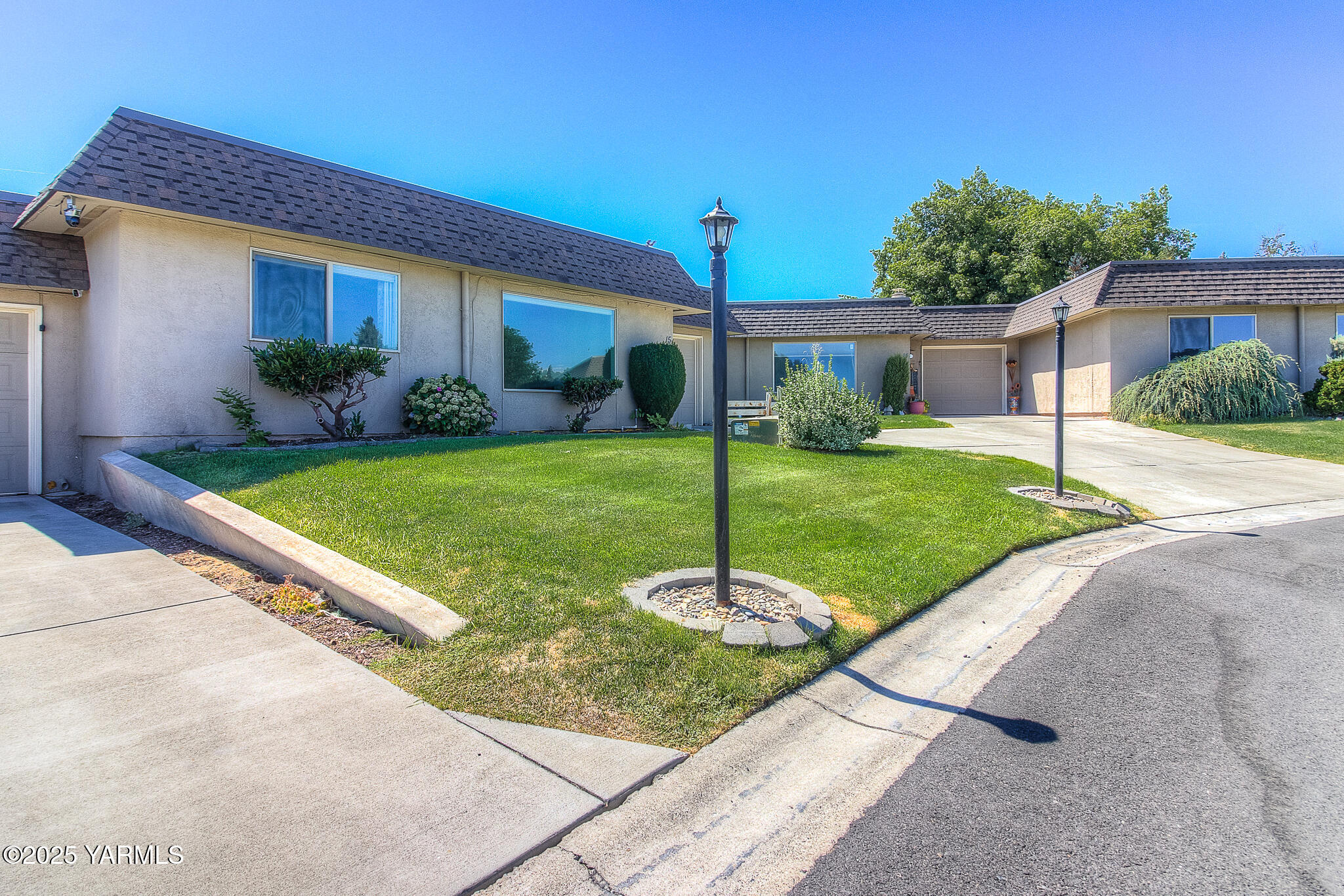 100 N 60th Ave Unit: 15
