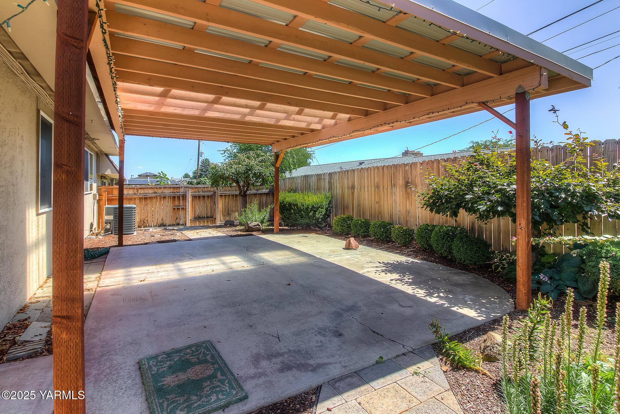 100 N 60th Ave Unit: 15