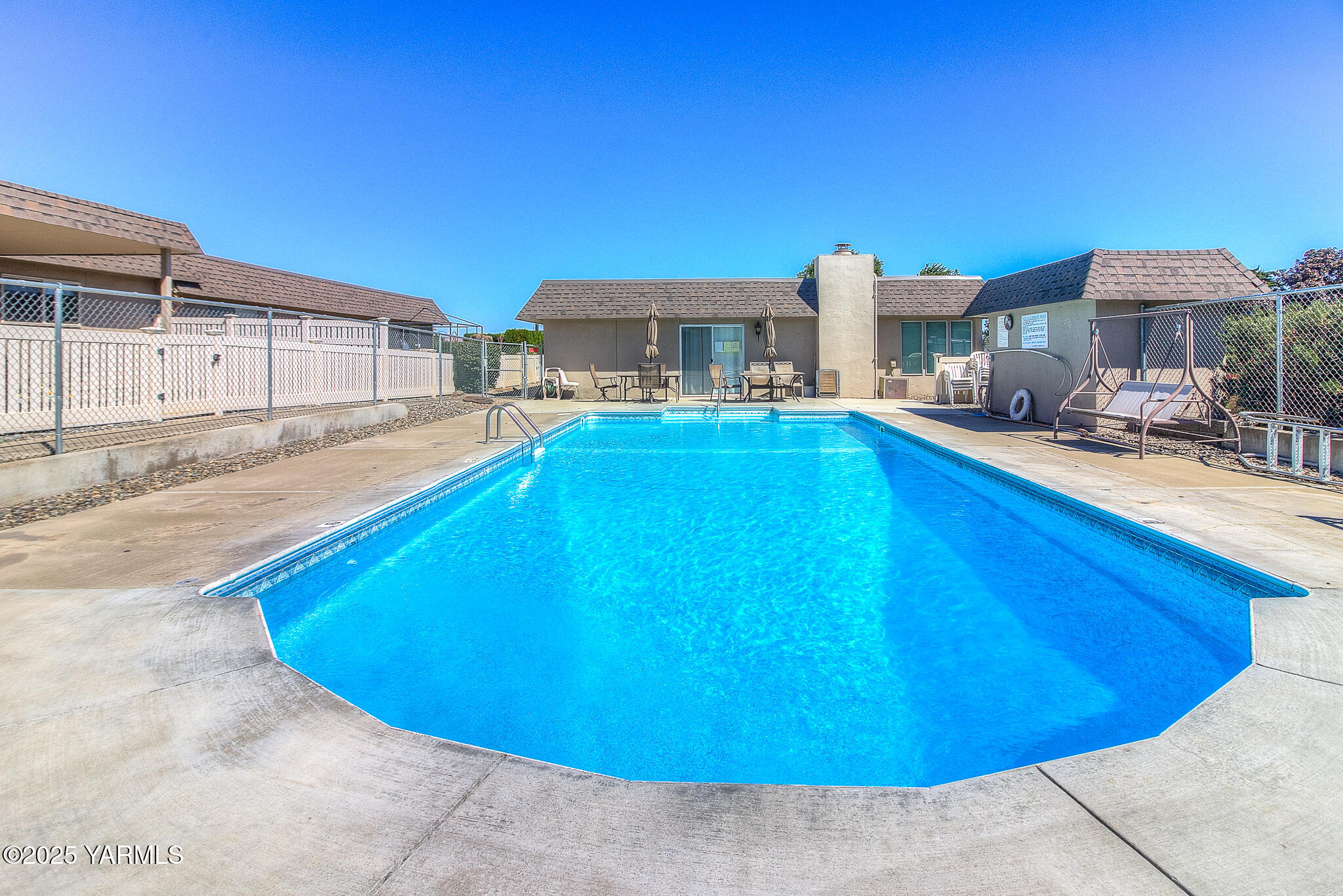 100 N 60th Ave Unit: 15
