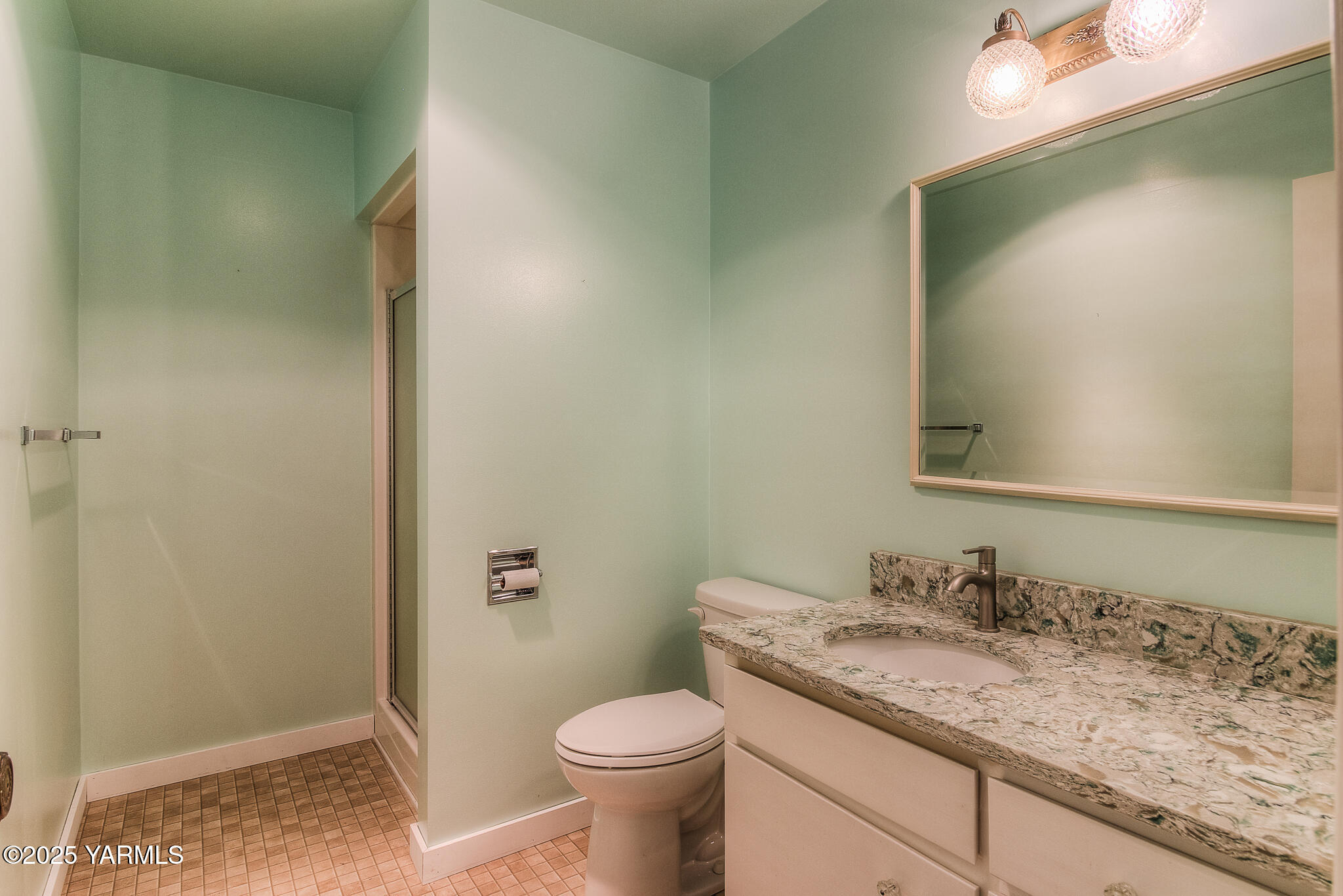 100 N 60th Ave Unit: 15