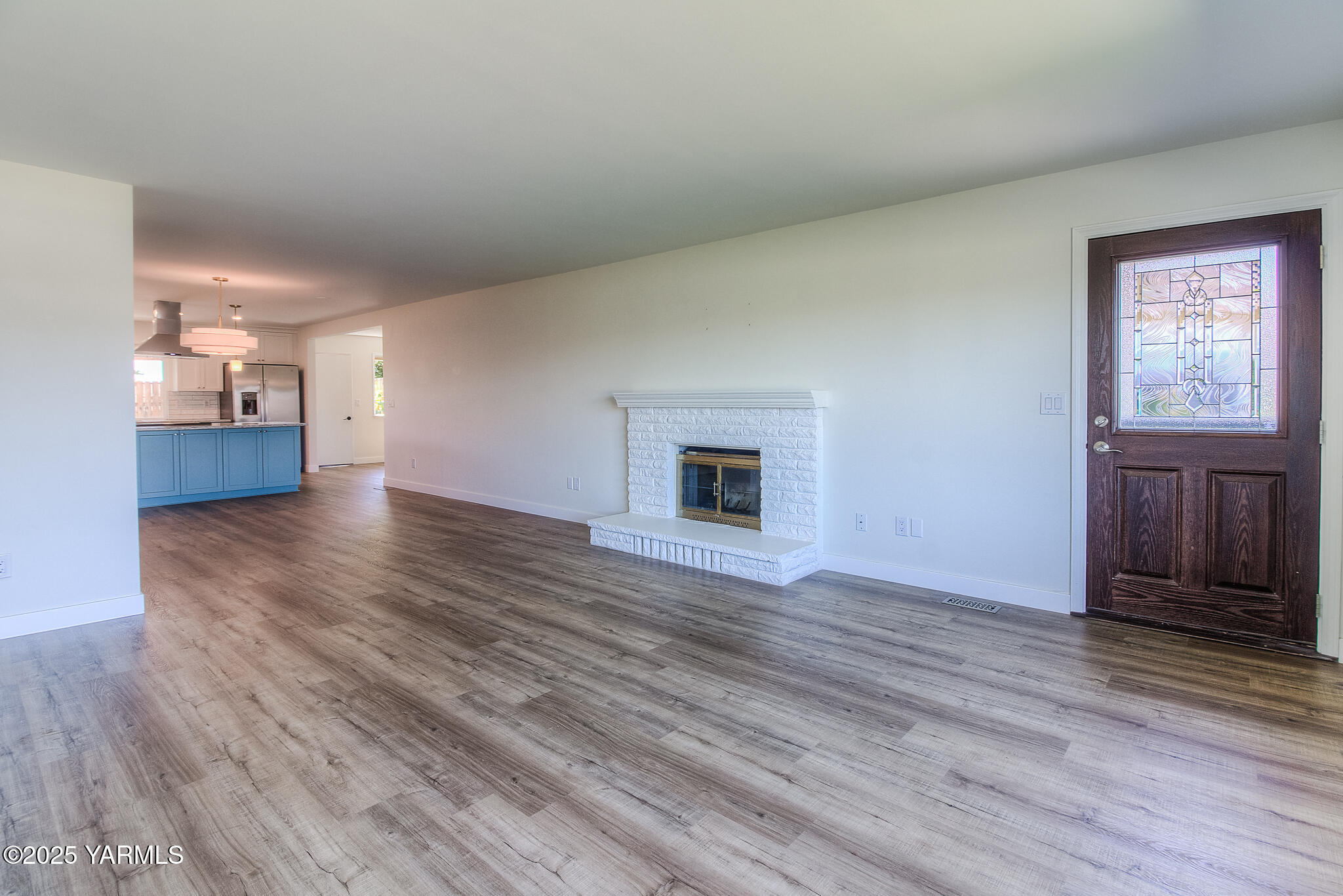 100 N 60th Ave Unit: 15