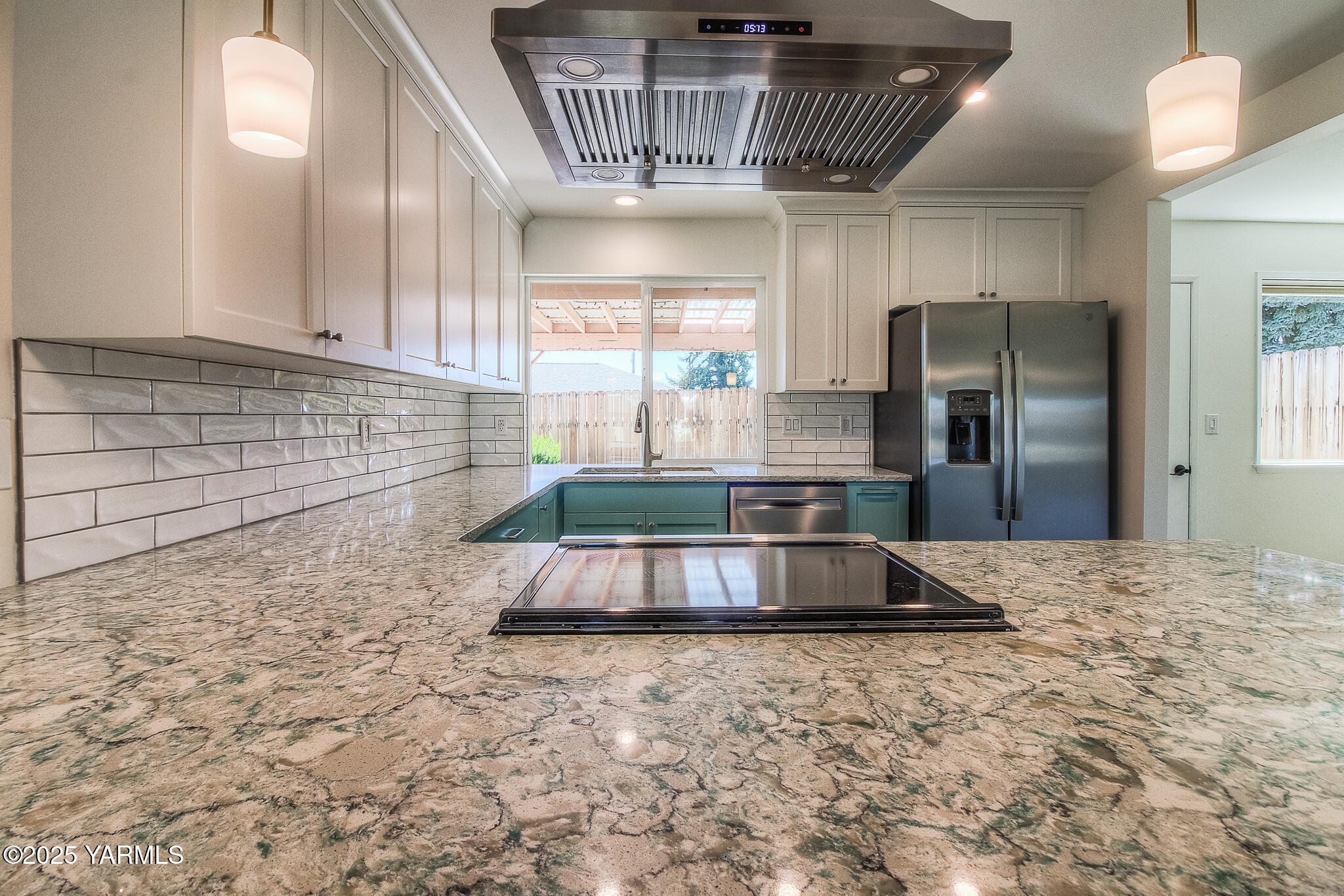 100 N 60th Ave Unit: 15