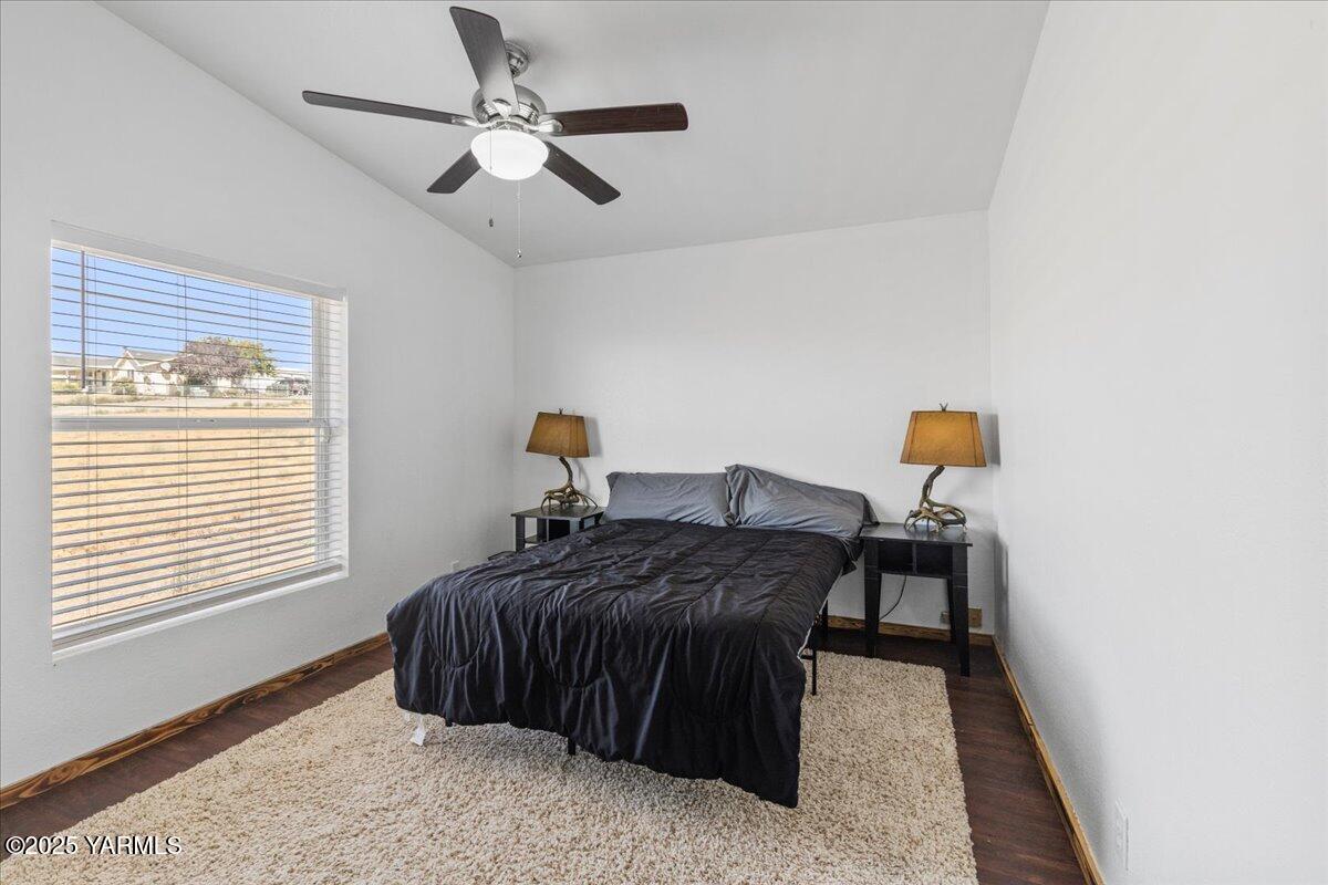 641 Moody Rd