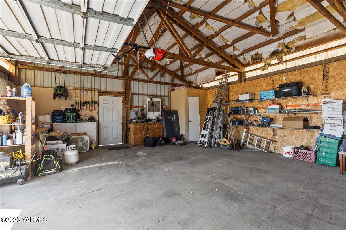 641 Moody Rd