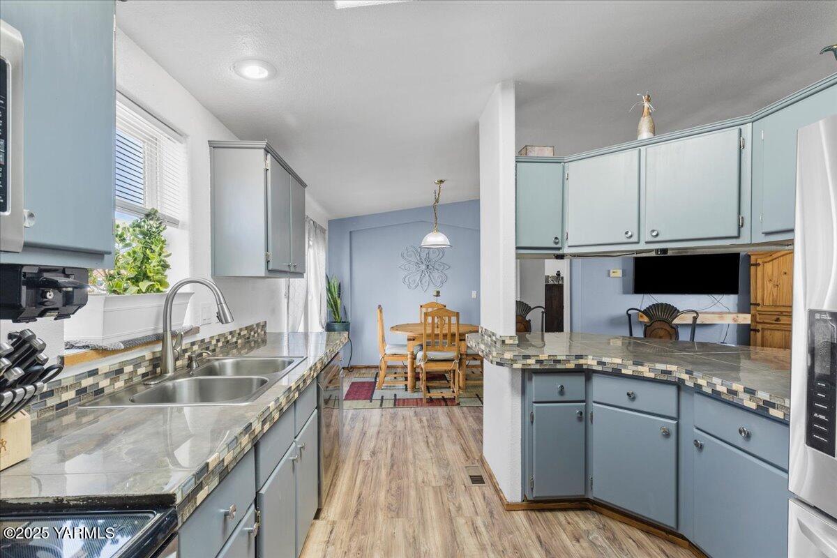 641 Moody Rd