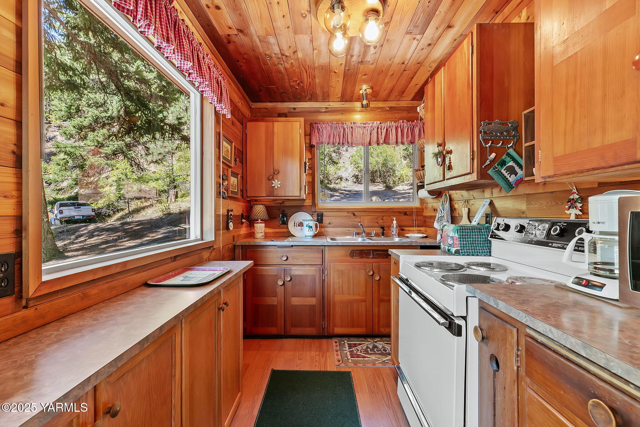 39851 Hwy 12 Unit: 4