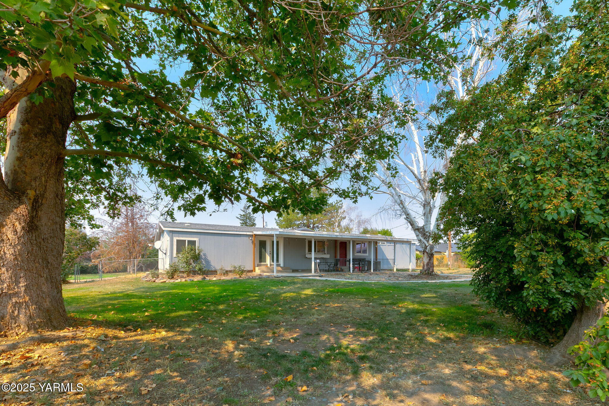 8351 N Wenas Rd