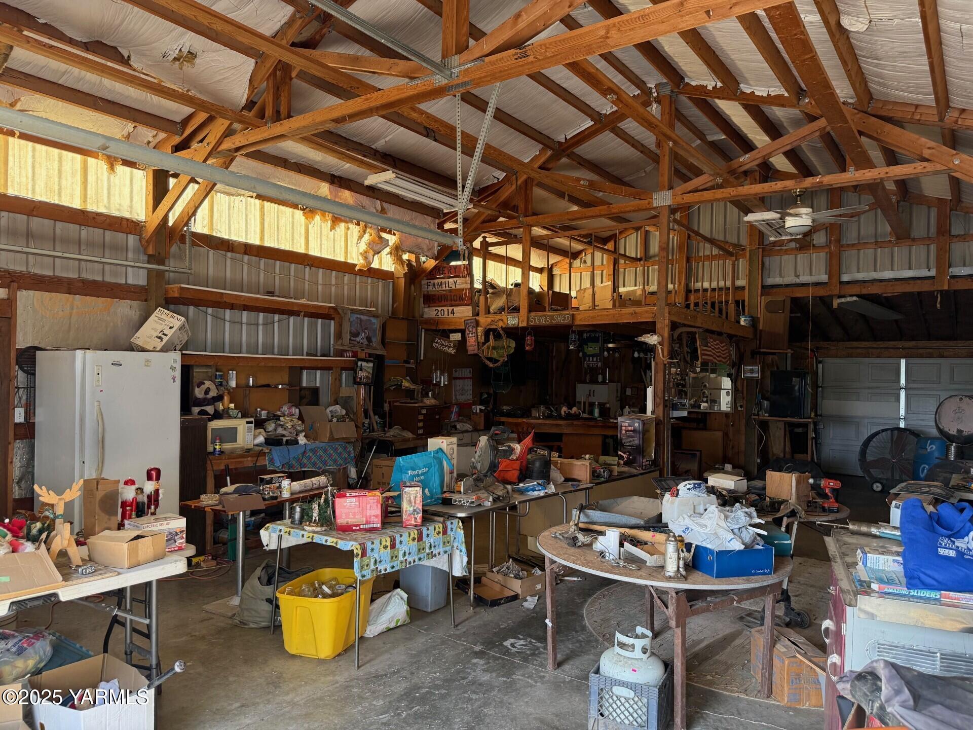 2781 E Zillah Dr
