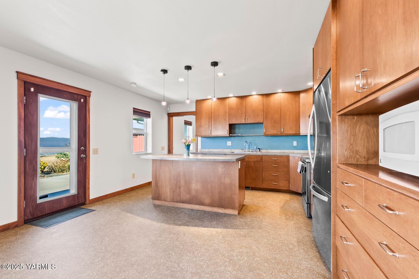 150 N Clark Heights Rd