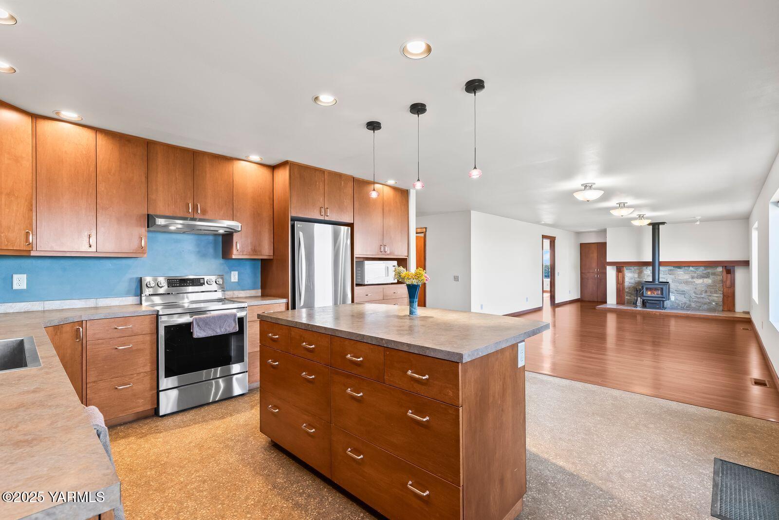 150 N Clark Heights Rd