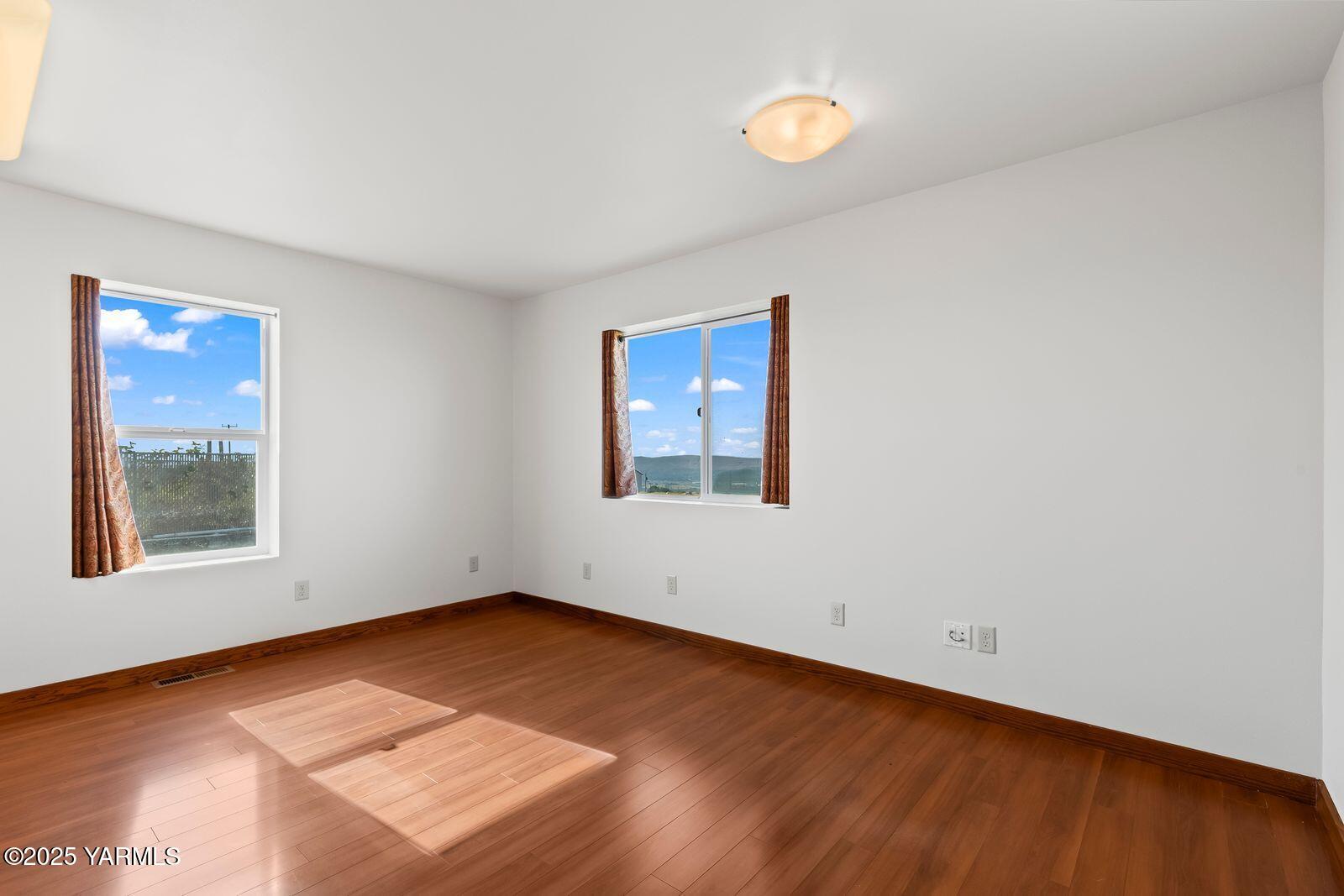 150 N Clark Heights Rd