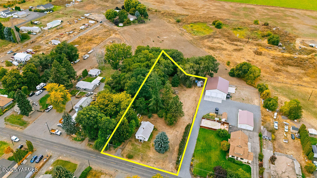 2708 S 90th Ave