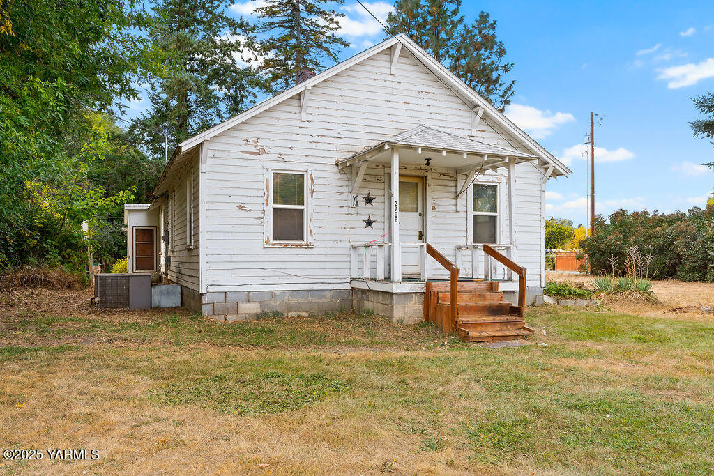 2708 S 90th Ave