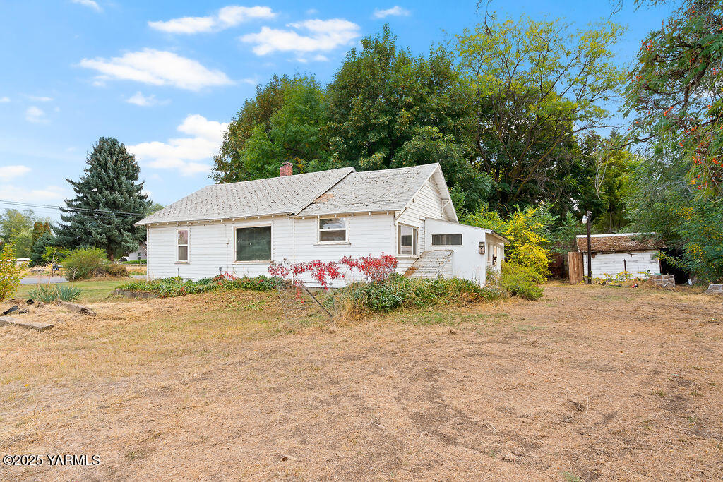 2708 S 90th Ave