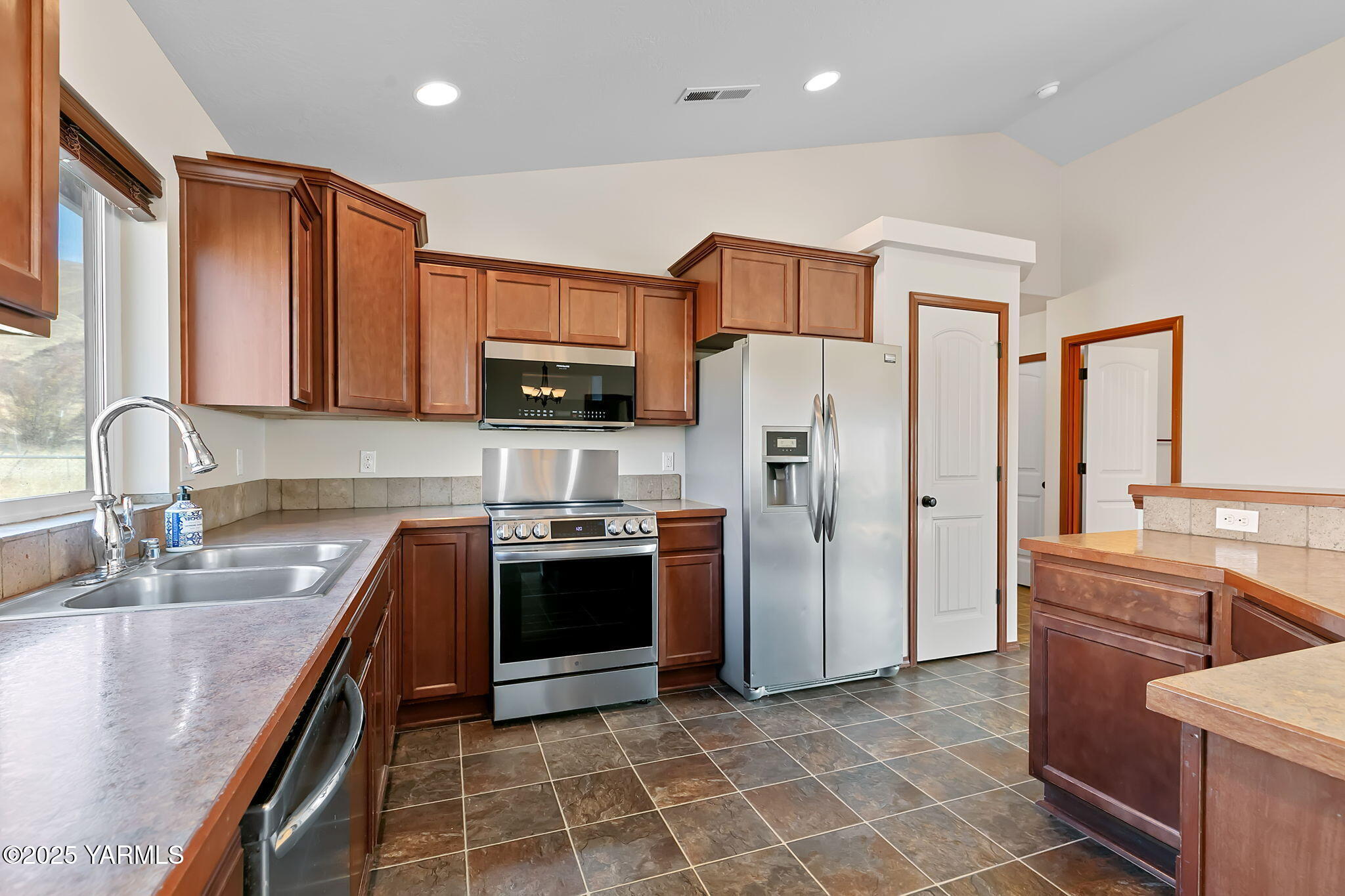 1101 Elk Ridge Ln