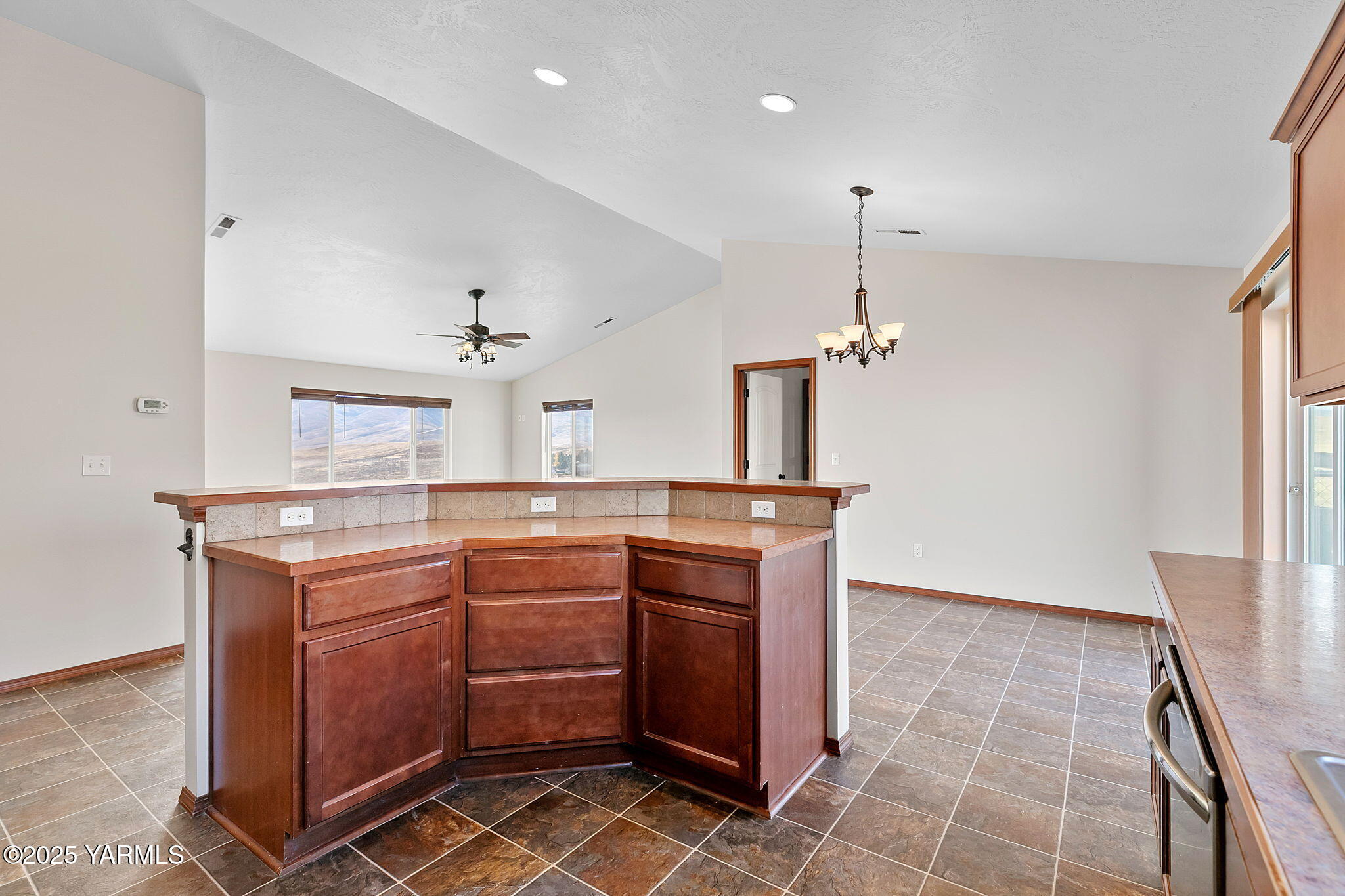1101 Elk Ridge Ln