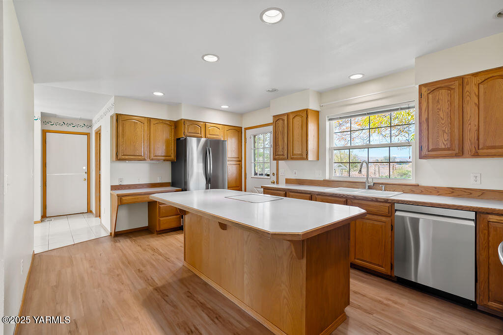 340 Gibson Rd